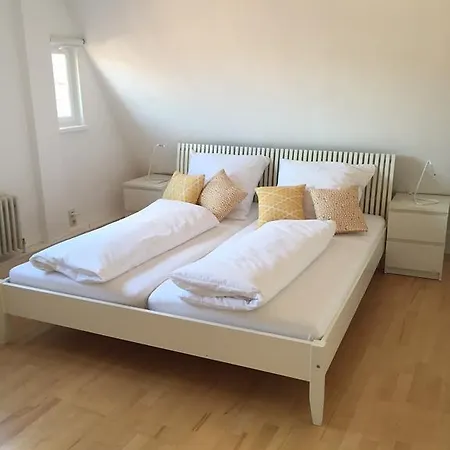Apartment Zentral Im Herzen Der Altstadt Tuebingen Room photo