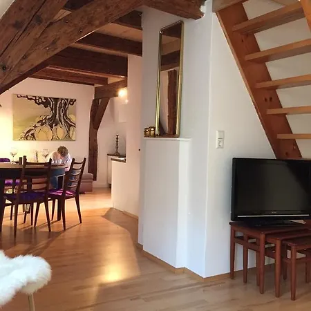 Apartment Zentral Im Herzen Der Altstadt Tuebingen Room photo