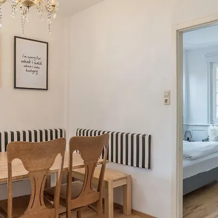 Apartment Zentral Im Herzen Der Altstadt Tuebingen Exterior photo